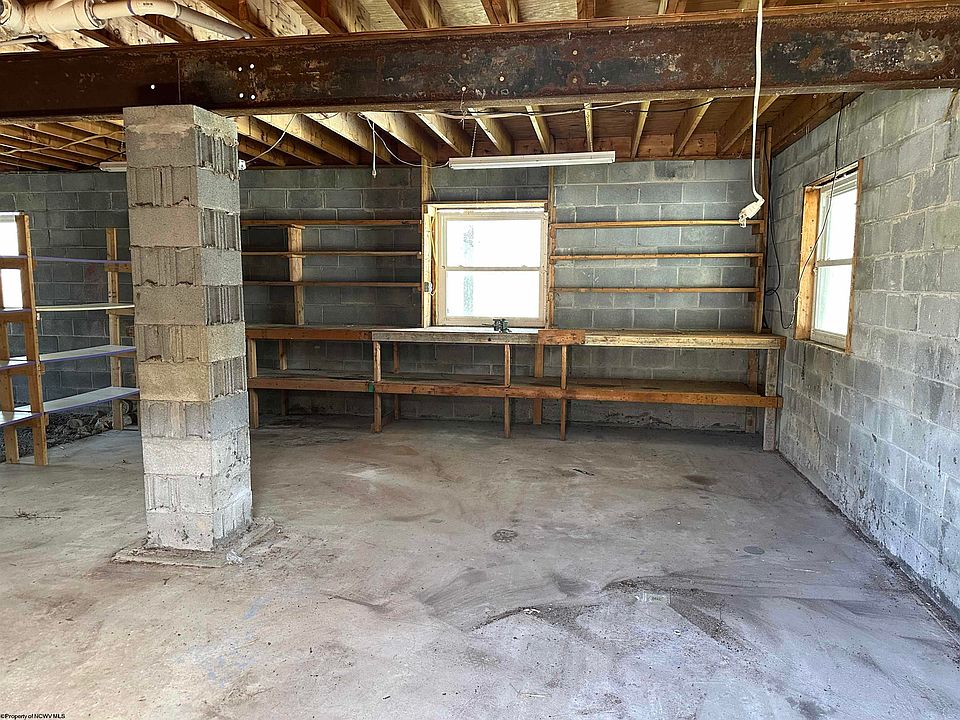 22nd image of 146 Roy Rd