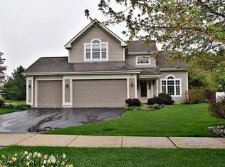 110 Stone Fence Ct, Aurora, IL 60506
