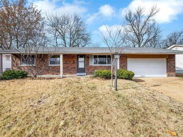 4147 Fuller Ln, Bridgeton, MO 63044