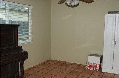 5th image of 4077 Vista Calaveras St