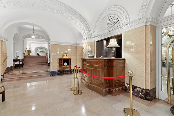 Sold by Compass | media 9