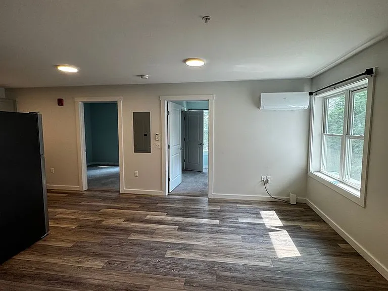 4 Gordon Ln — Photo 16