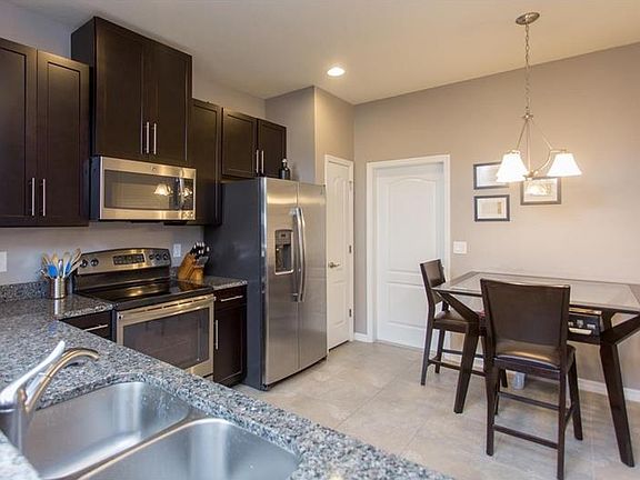 2nd image of 5124 Bay Isle Cir