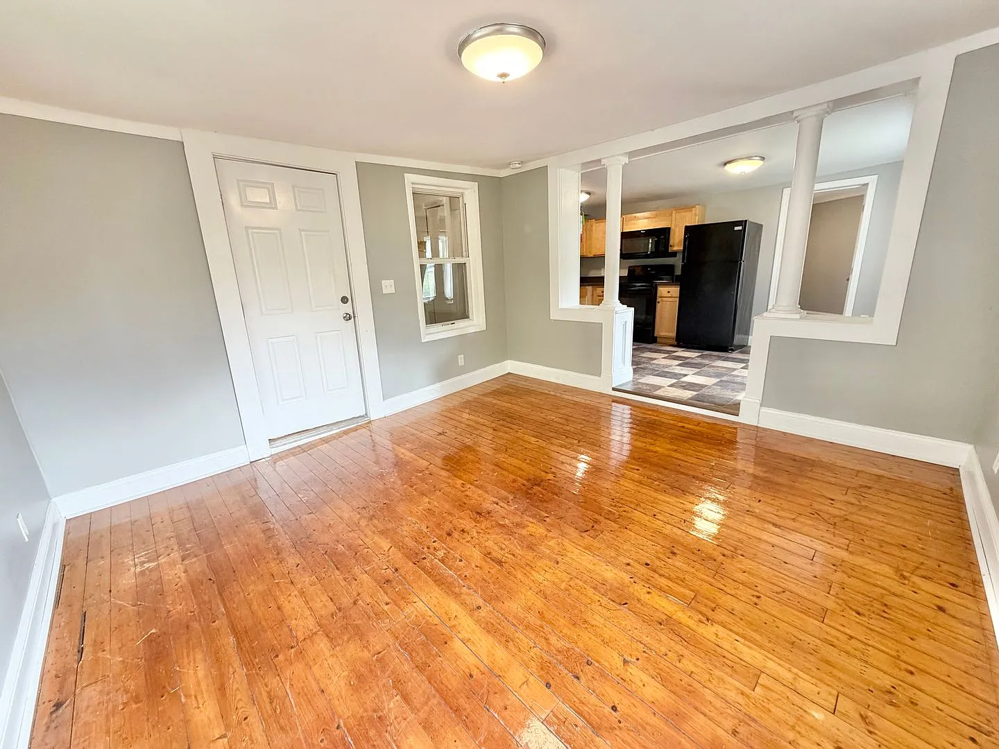 189-191 Riverside Avenue — Photo 3