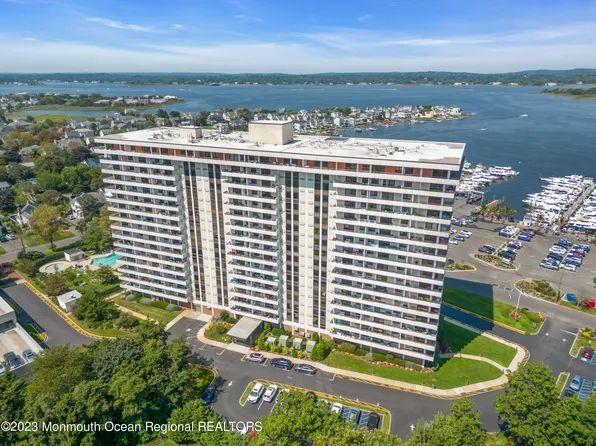 1 Channel Drive #314, Monmouth Beach, NJ 07750