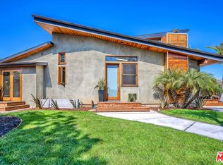 4450 Campbell Dr, Los Angeles, CA 90066