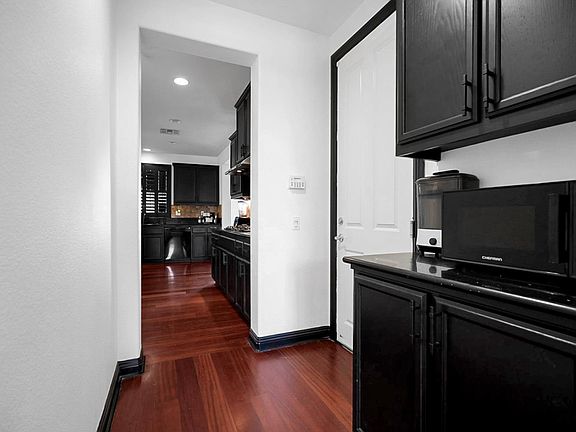 5th image of 415 Parliament Way