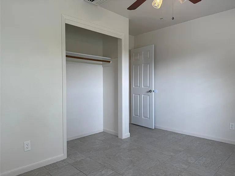 1109 Fauntleroy Trl — Photo 20