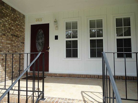 2nd image of 6021 Hermitage Dr