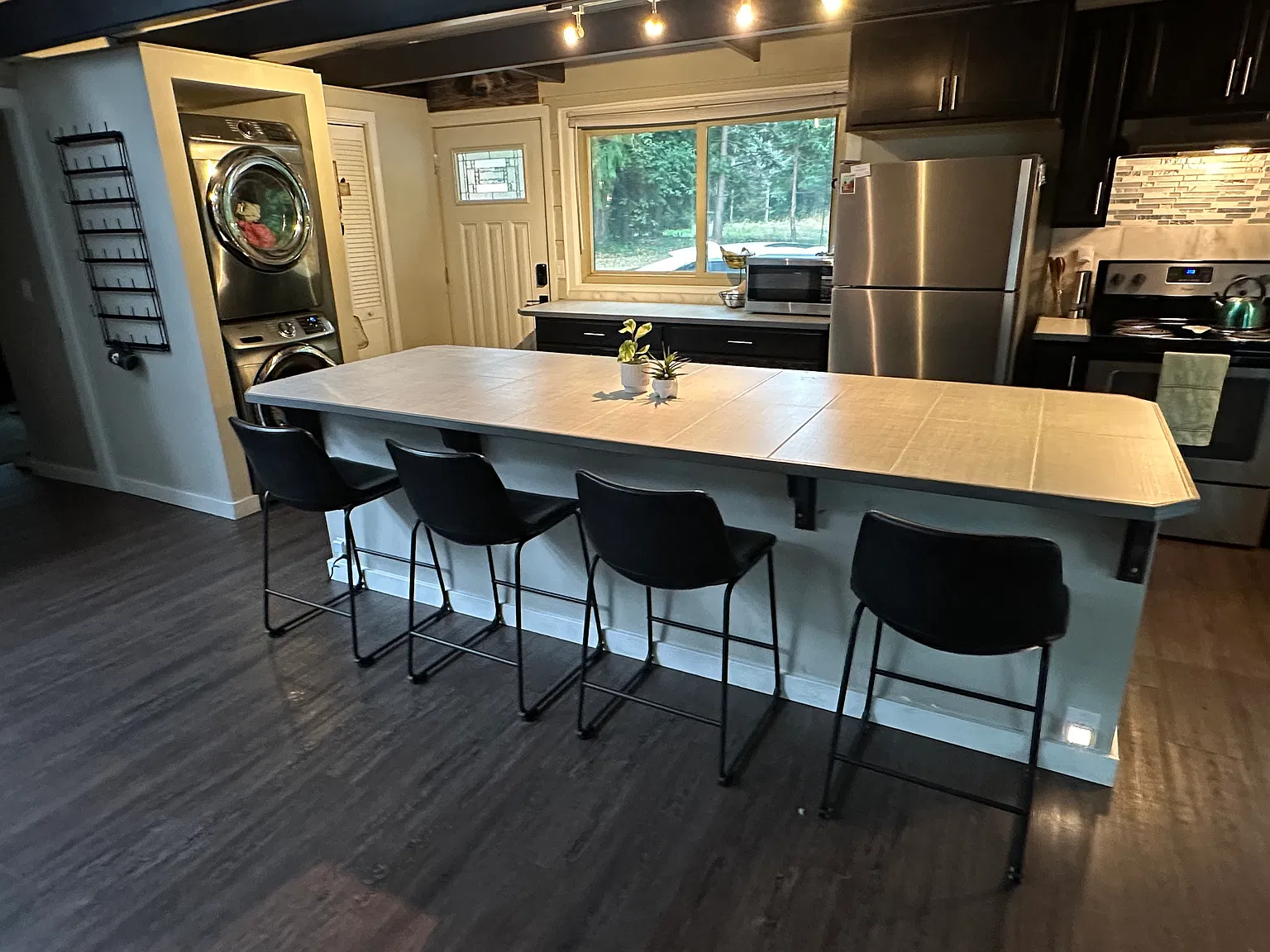 3 bed, 1552 sqft, $2,495 — Photo 2