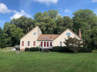 732 Prospect Hill Rd, Montross, VA 22520