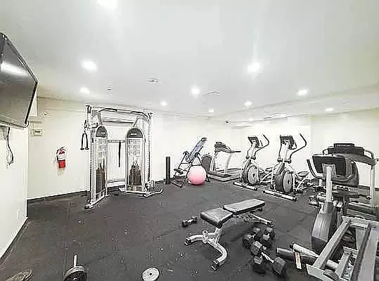 Rented by Metropolitan Property Group | media 28