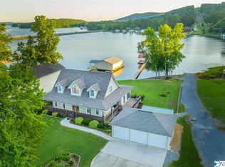 147 Carlton Rd, Scottsboro, AL 35769