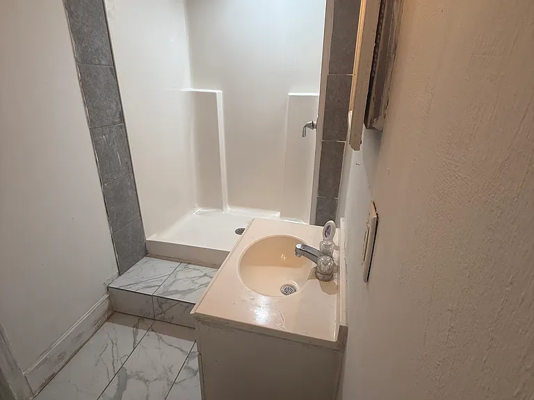 2903 W Park Ave — Photo 4