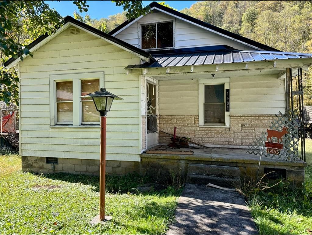1485 Cook Pkwy, Oceana, WV 24870 MLS 88840 Zillow
