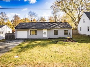 904 N Clarkdale Dr, Muncie, IN 47304