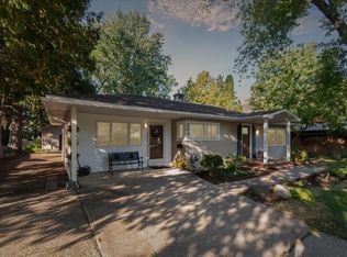 205 E Meadowbrook Dr, Midland, MI 48642