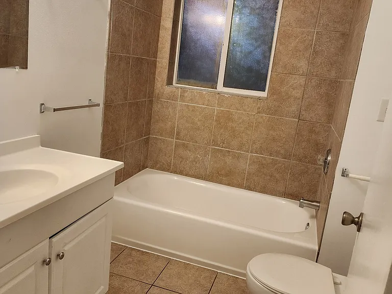 727 W Jackson Ave #727 — Photo 3