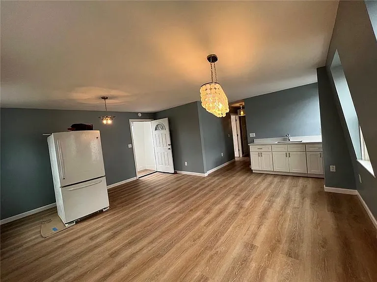 9 Turner Ave #2 — Photo 31