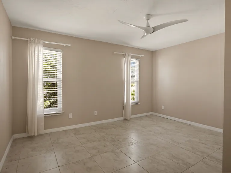 5610 Creekwood Dr — Photo 31