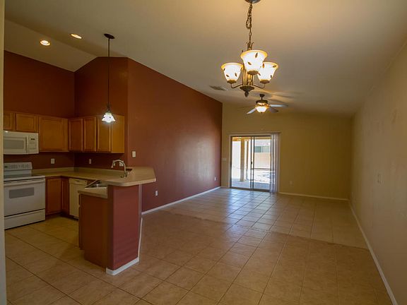 3rd image of 6622 E Ladonna Ln