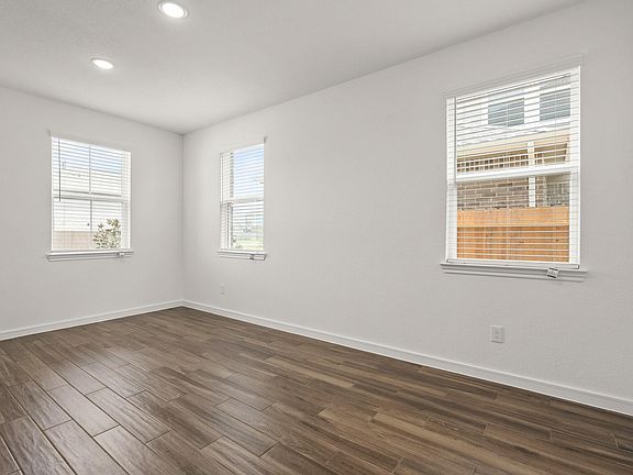 5th image of 6215 Amberwood Drive