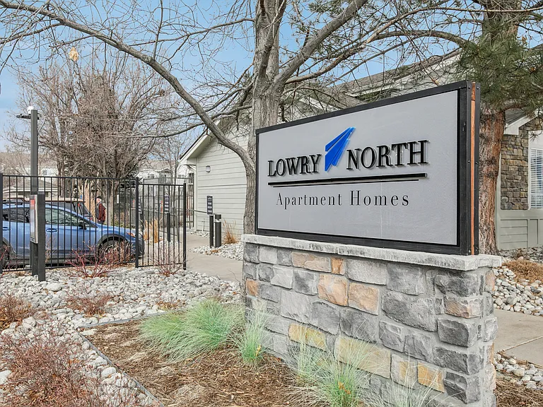 Lowry North — Photo 44