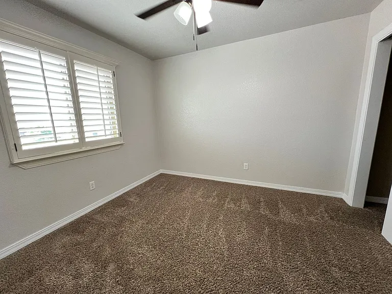 476 Gold Crown Rd — Photo 15
