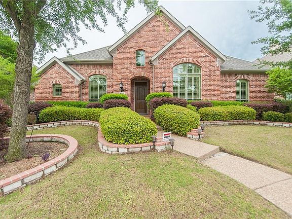2nd image of 5859 Danville Ln