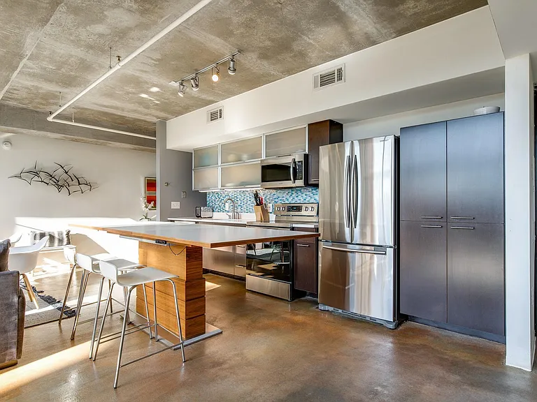 2115 Yeaman Pl #106 — Photo 8