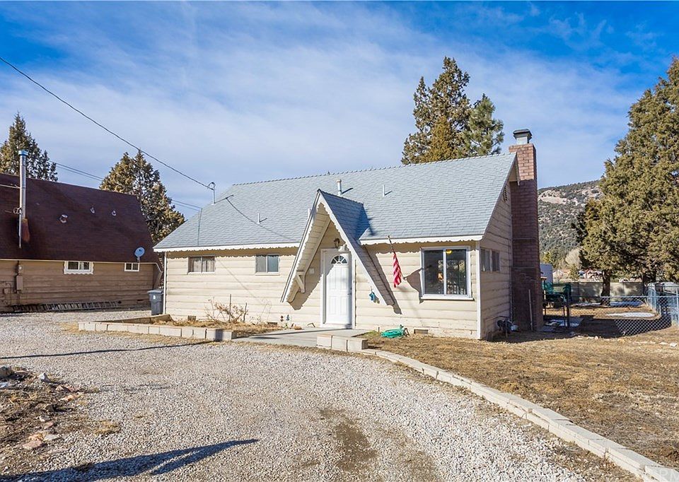 1st image of 307 E Mountain View Blvd