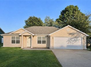 606 Kendrick St, Knob Noster, MO 65336