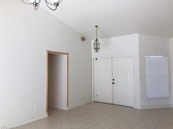 5th image of 731 Cherry Blossom Ct
