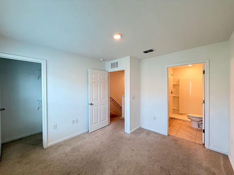 8332 Zenith Cir — Photo 6