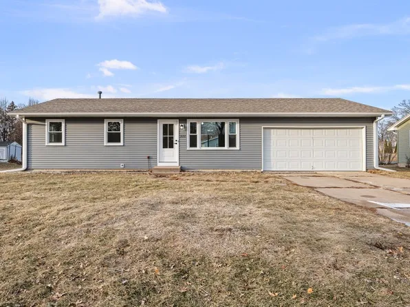 222 S Park View Dr, Park View, IA 52748