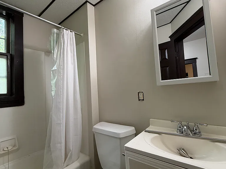 5 Maple Ave #12 — Photo 5