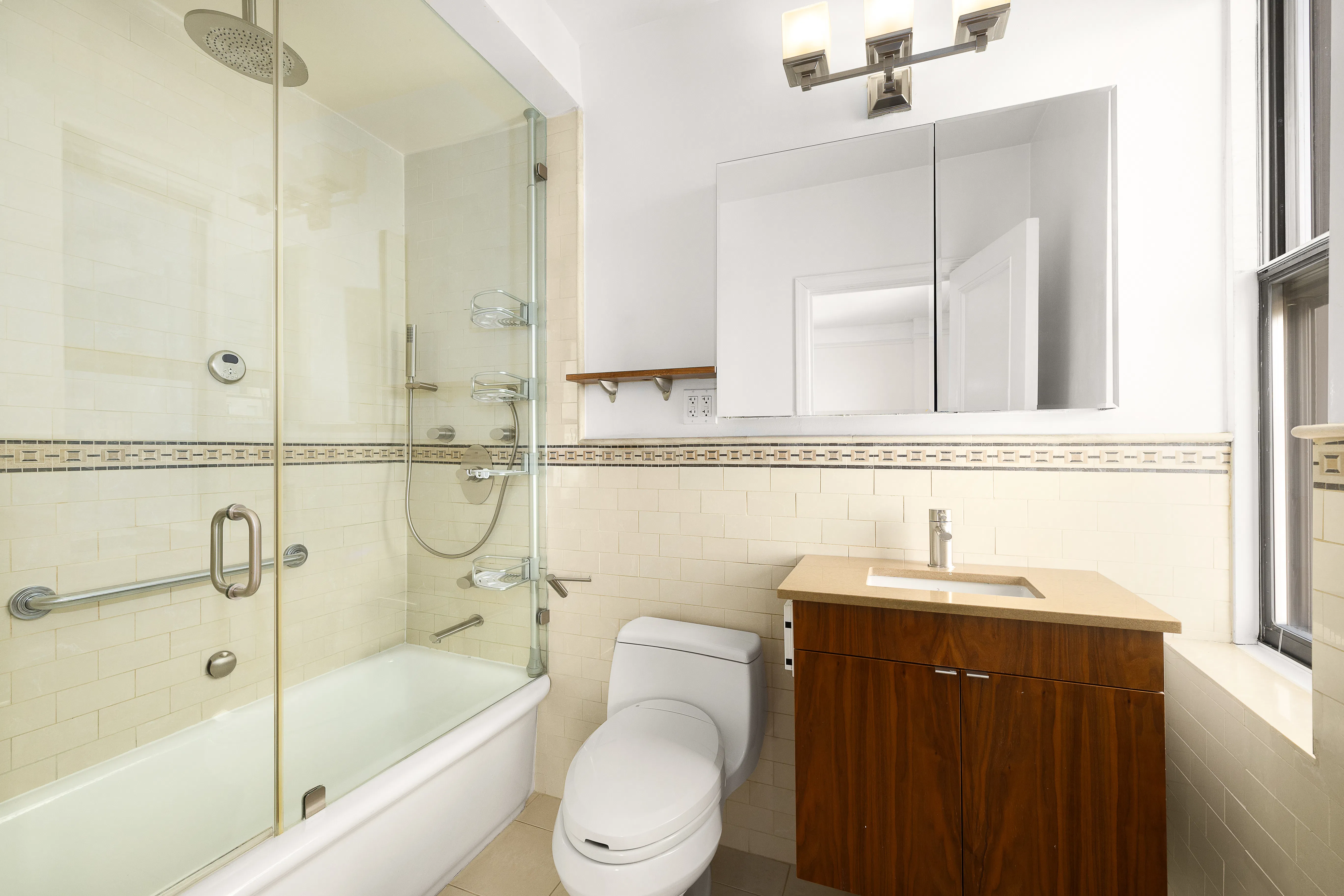 160 Riverside Drive #16D in Upper West Side, Manhattan | StreetEasy
