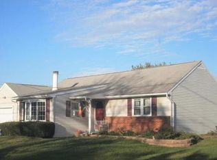 801 Chestnut Ln, Easton, PA 18045