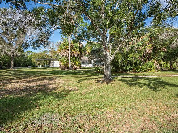 2nd image of 1780 Cypress Lake Dr