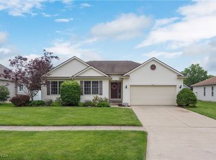 342 Pemberton Dr, Elyria, OH 44035