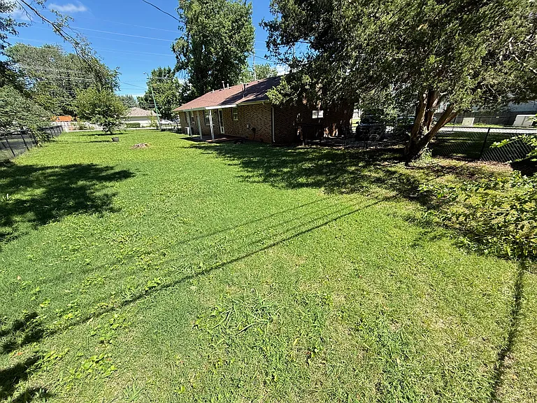 1307 W Berkeley St — Photo 10