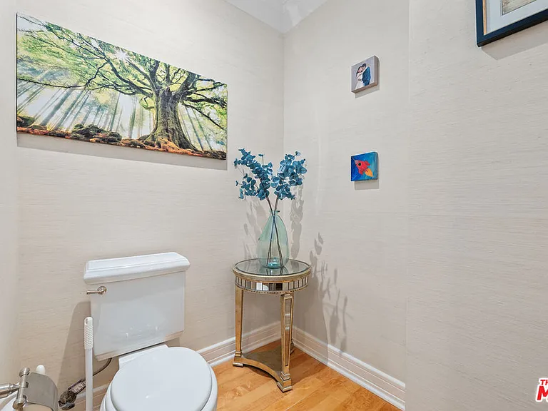 411 N Oakhurst Dr #305 — Photo 8