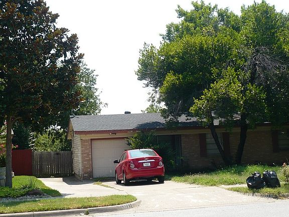 2nd image of 1623 Browning Dr
