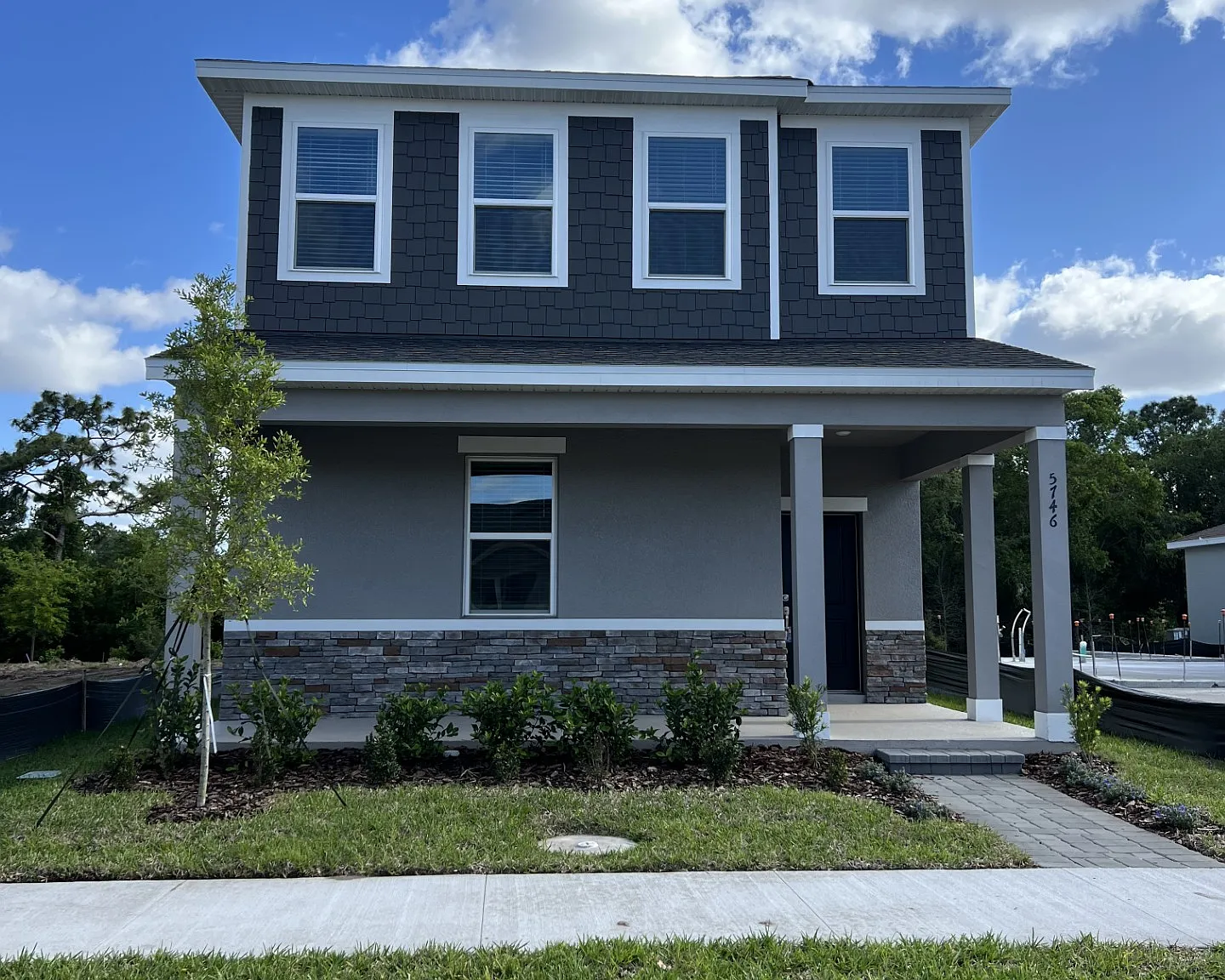 4 bed, 2198 sqft, $2,700 — Photo 1