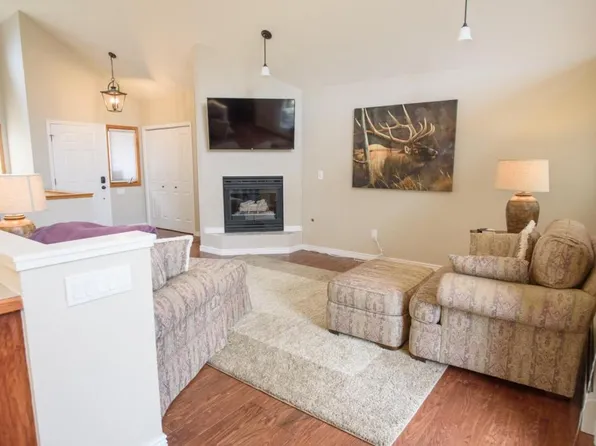 1161 Strong Ave, Estes Park, CO 80517