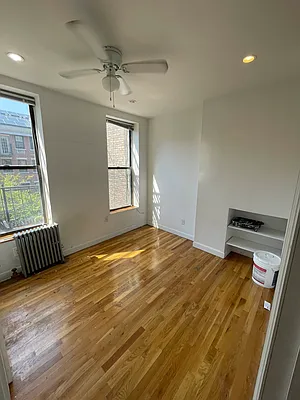 Rented by Best Apartments North Inc | media 17