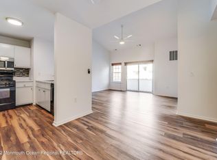 2 Fennec Ct, Tinton Falls, NJ 07753