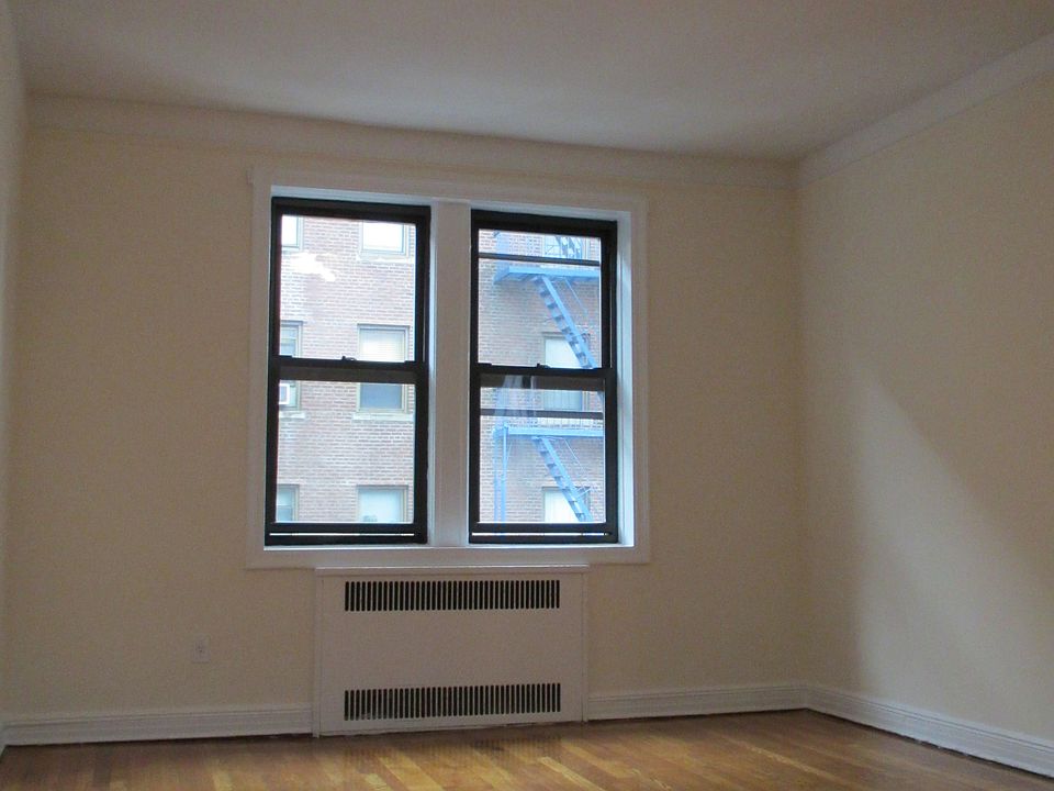 1st image of 4746 40th St APT 2E