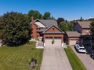49 Circle Ridge Dr, Georgina, ON L4P 2H2
