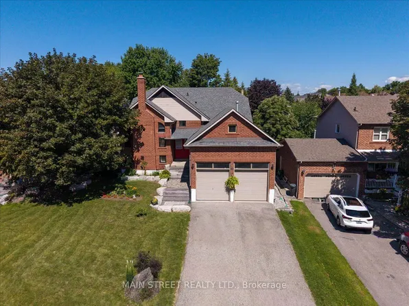 49 Circle Ridge Dr, Georgina, ON L4P 2H2